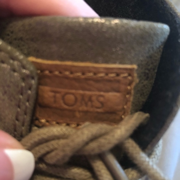 Toms size 8 booties - Picture 4 of 6